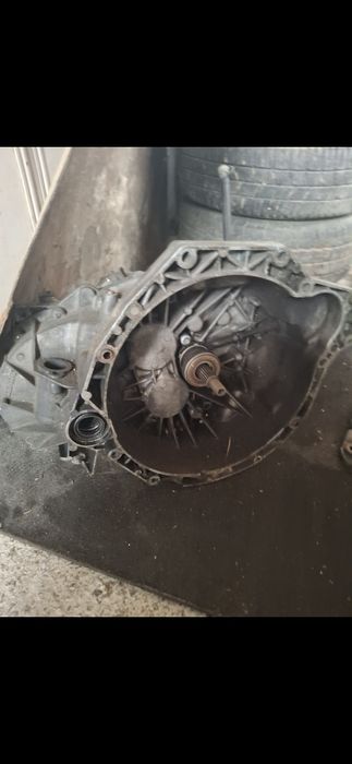 Cutie viteze manuala 6 trepte Renault trafic 1.9  dci  Opel vivaro