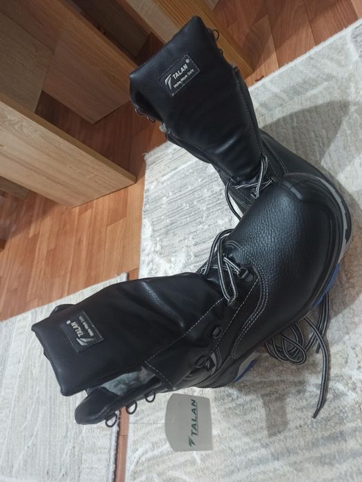 Рабочие зимние ботинки