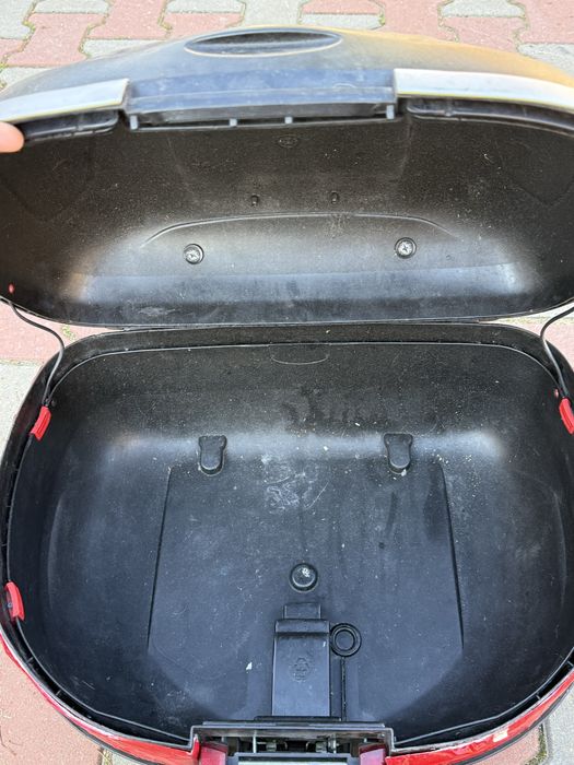 Vand Top case plus suport cu prindere !