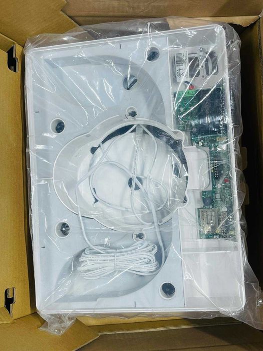 Ventilator de perete inteligent SIEGENIA Aeroplus WRG