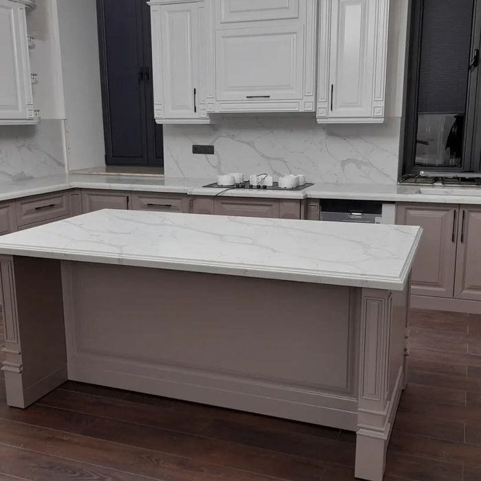 Кухонный стол из камня