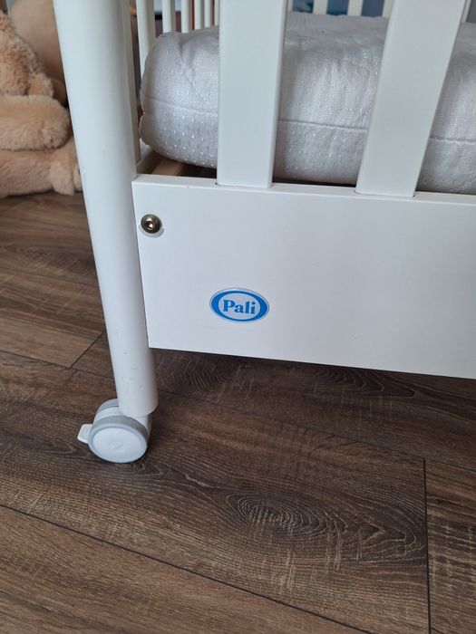 Бебешко обзавеждане Pali