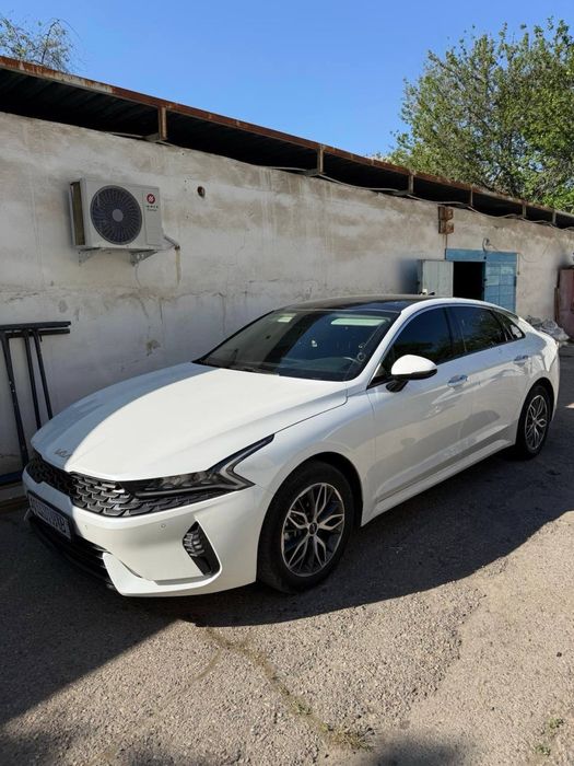 Kia k5 prestige sotiladi