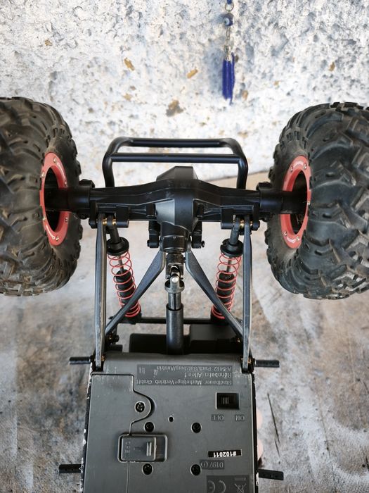 Радиоуправляща кола