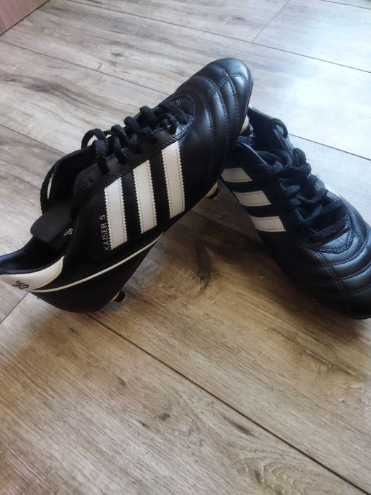 Ghete fotbal Adidas Kaiser 5