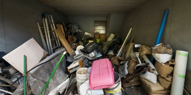 Debarasări-Curățenie-Fier Vechi