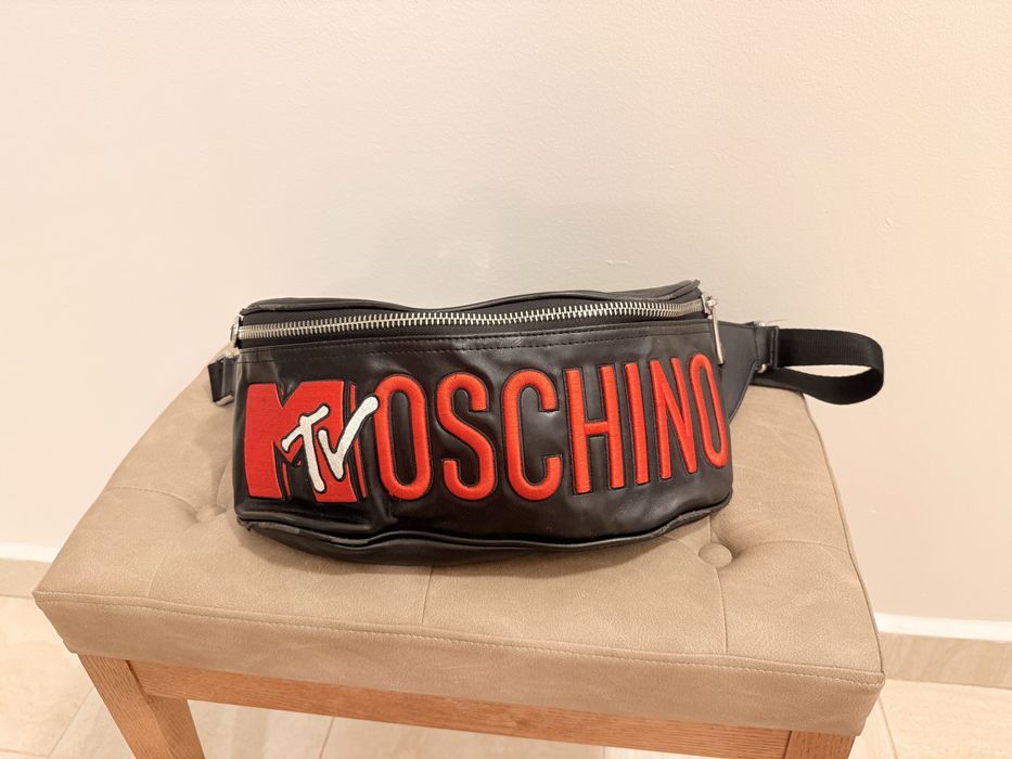 Borseta Moschino H&M