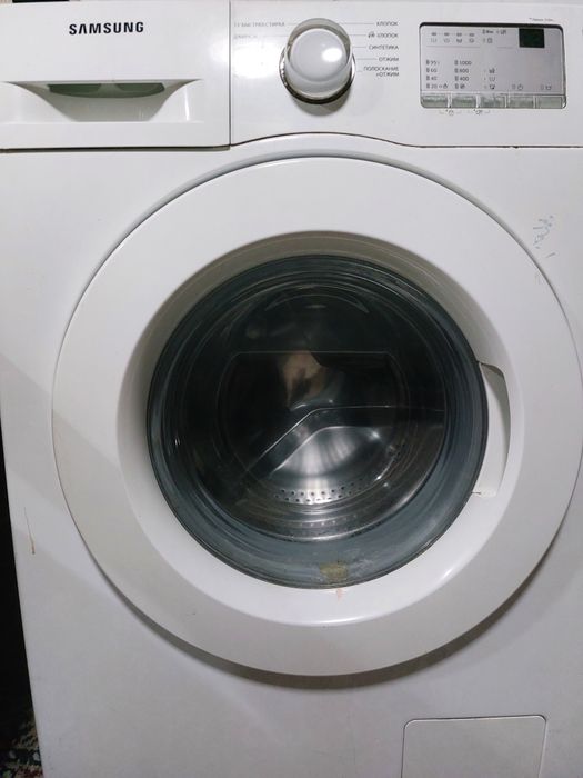 Продам стиральную машинку Samsung