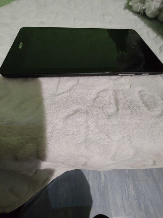 Acer iconia one 8
