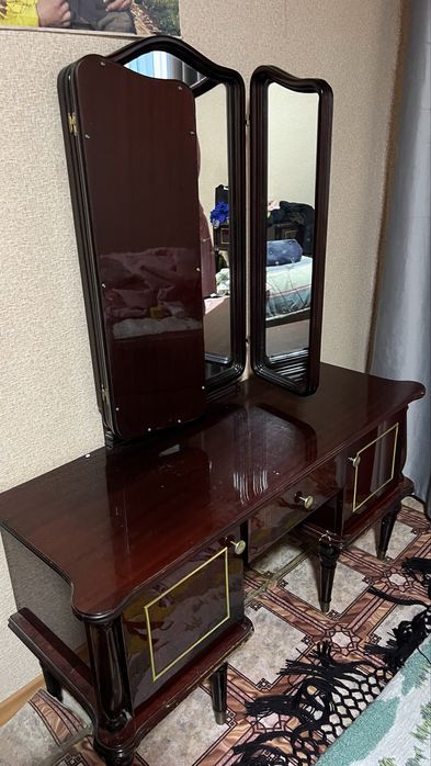 Продаю прихожку и комод