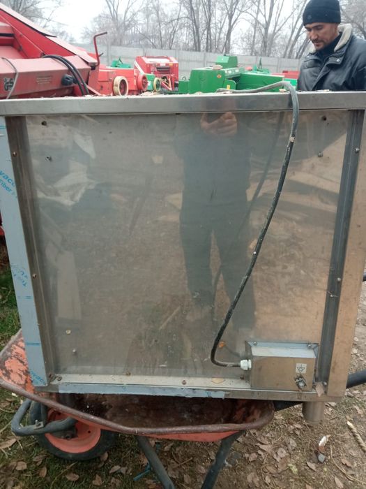 Расстоячный шкаф