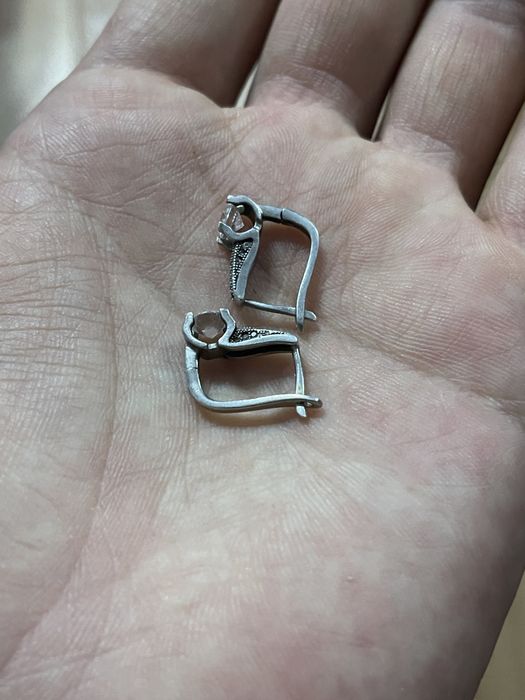 Продам серьги серебро