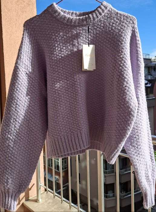 Два,нови пуловера