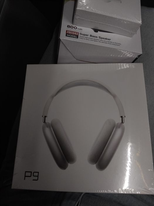 Наушники новыи p9