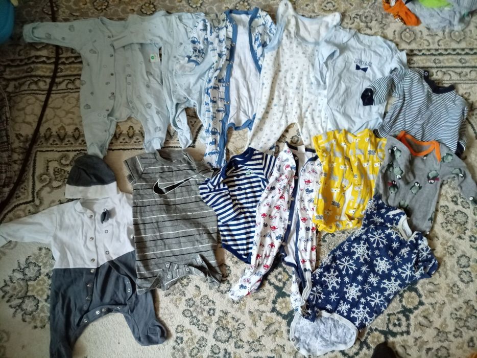 Продам вещи для новорождённых