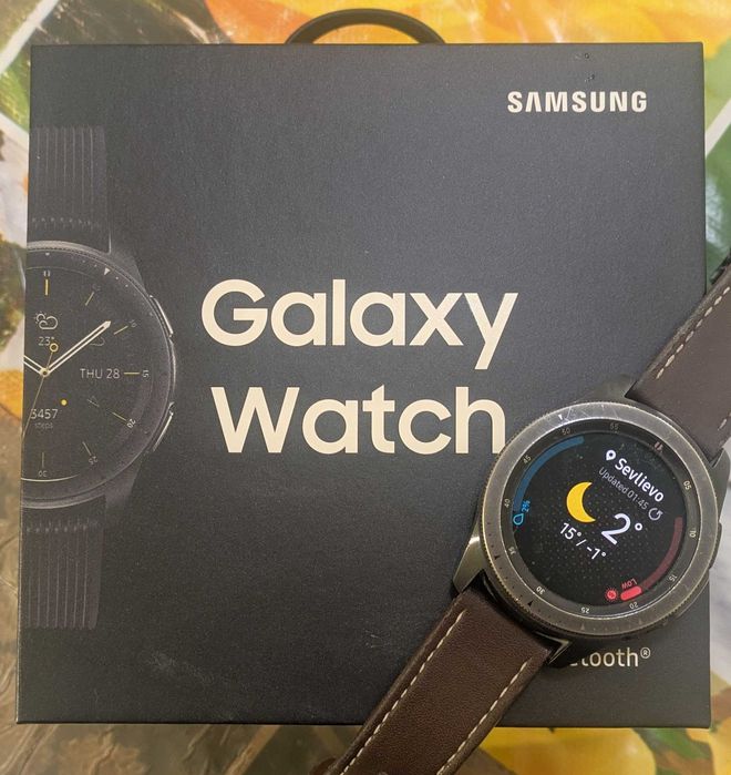 Смарт часовник Samsung Galaxy Watch