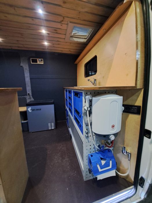 Campervan Peugeot Boxer conversie vând sau schimb