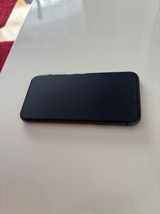 Iphone 11,foarte bun