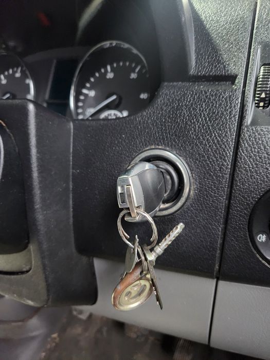 Contact pornire Mercedes sprinter