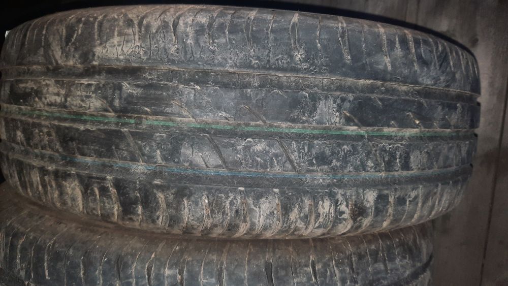 Продам резину 165×65 R15