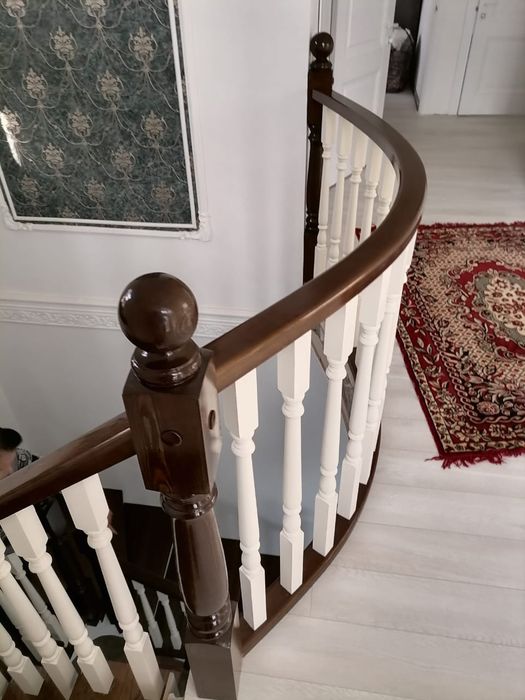 Лестницы и двери