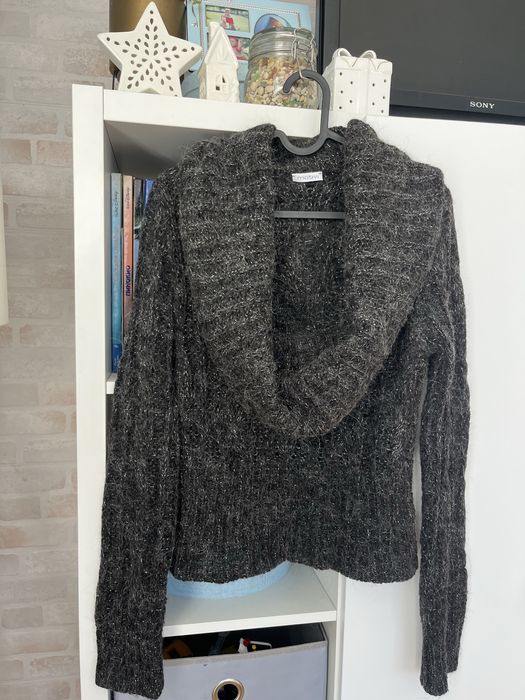 Дамски пуловери S/M