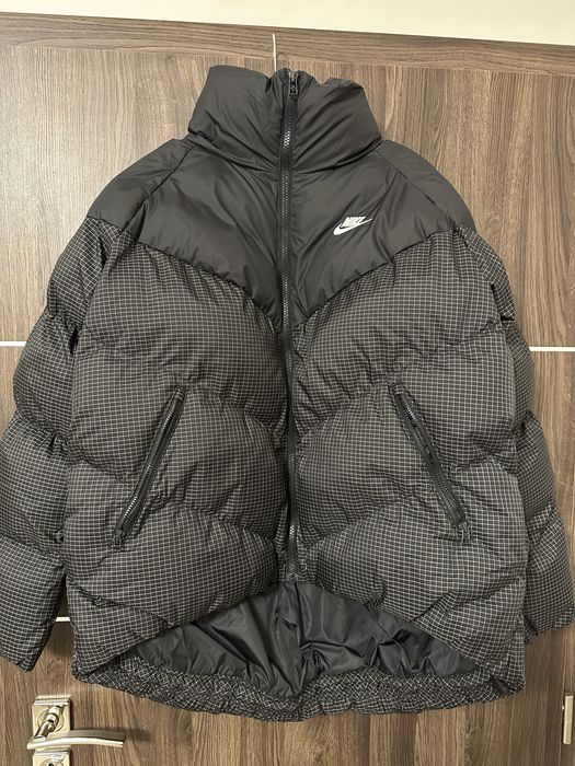 Дамски якета Nike