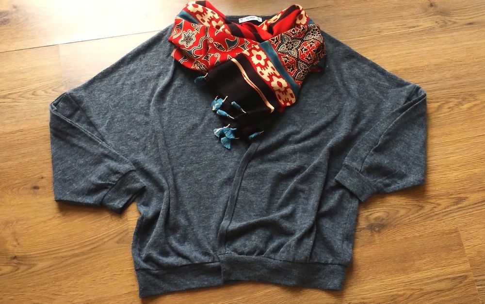 Прекрасни маркови пуловери блузи S-M, перфектни, ниски цени + отстъпки