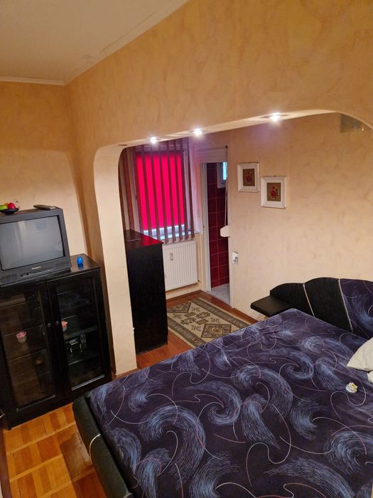 Inchiriez apartament 2 camere, zona Odobescu