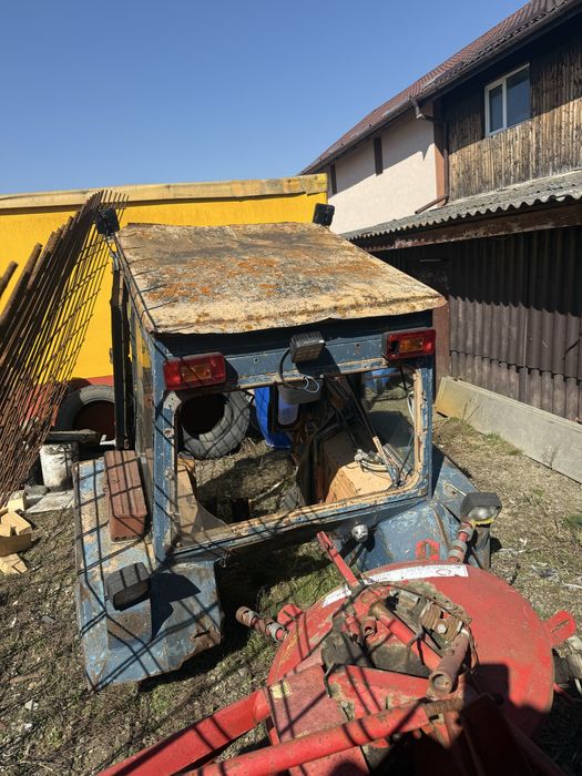 Cabina tractor UTB 445