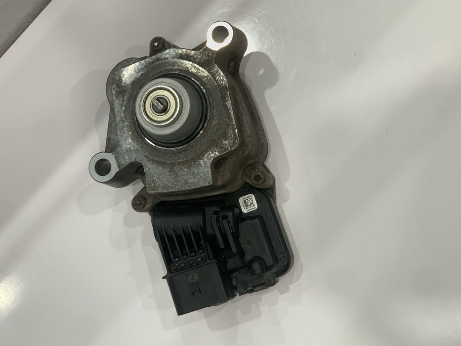 Продам Актуатор раздатки на Porsche 958