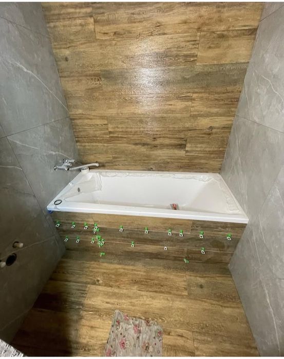 Укладка плитки обои галтели и тд