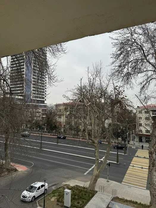 Вторичка Шота Руставели 1 линия, 3 комнатная 70м2 евро ремонт