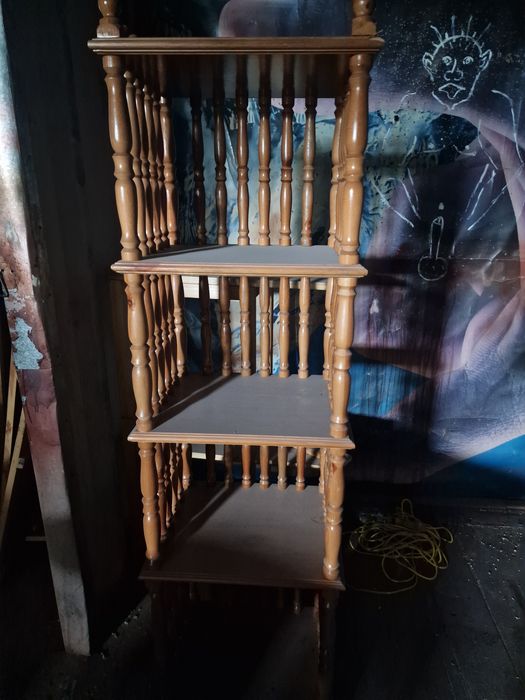 Вешалки из дерева