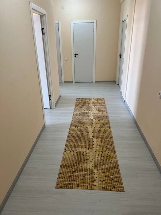 Qizlarga kvartira Sergili 4 ta qiz sheriklikka