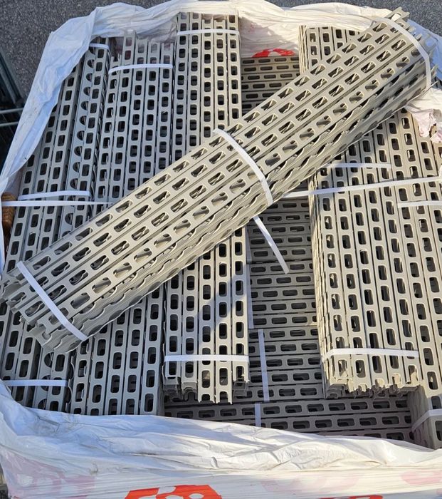 Panouri cofraje KAUFMANN K1 , placa galbena , montanti, distantier