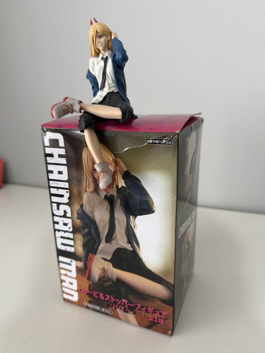 Figurina Chainsaw man: Power PVC noua, cutie putin uzata originala