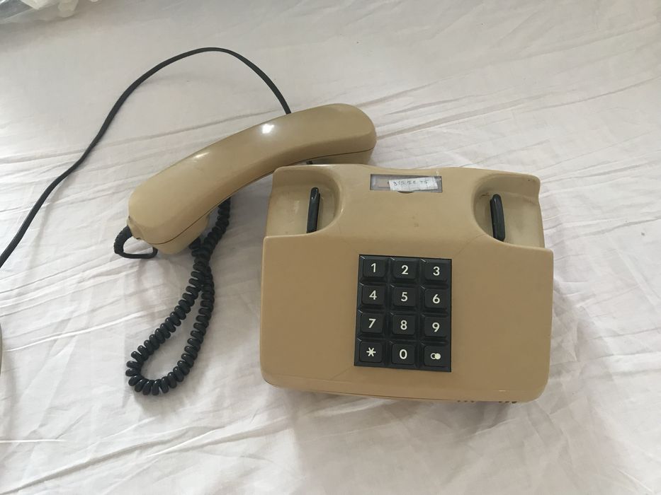 Telefon vechi cu taste