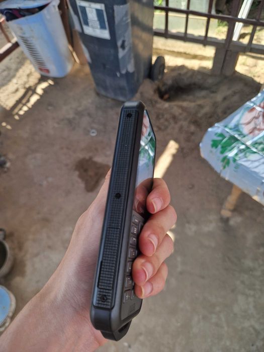 Nokia 800 Tough - Rugged Phone