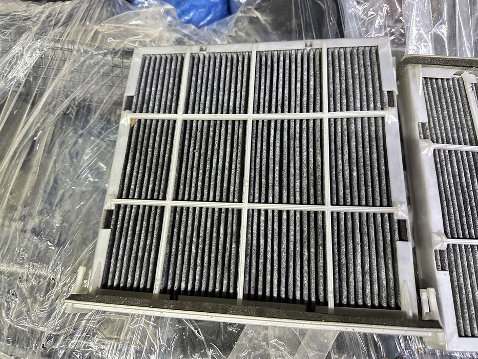 Салонный фильтр на Lexus RX300