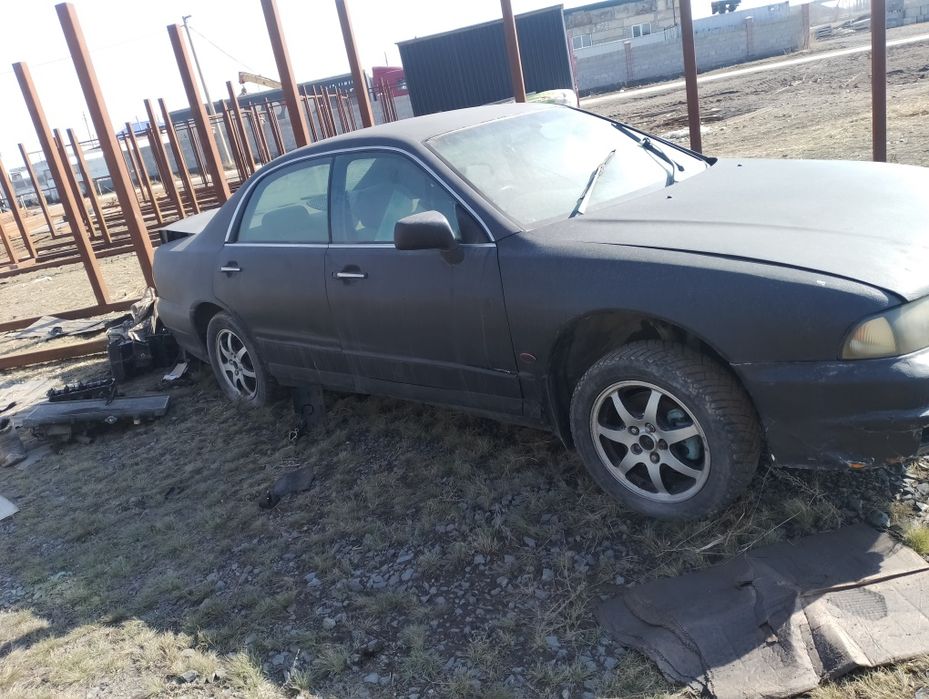 Продам Митсубиси диамант 97года выпуск объем 2.5 донс