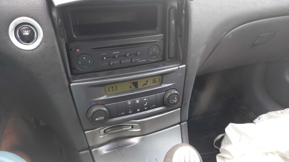 Рено Лагуна 2 1.9DCI  НА ЧАСТИ