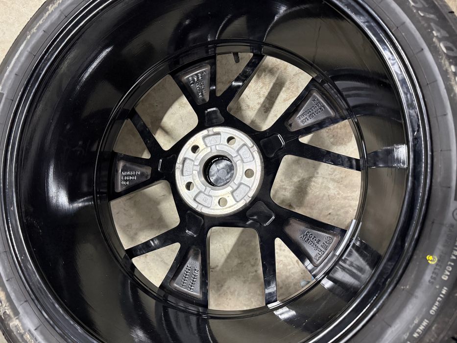 Jante originale VW Tiguan/Tayron R20 R-Line Leeds Anv Pirelli vara