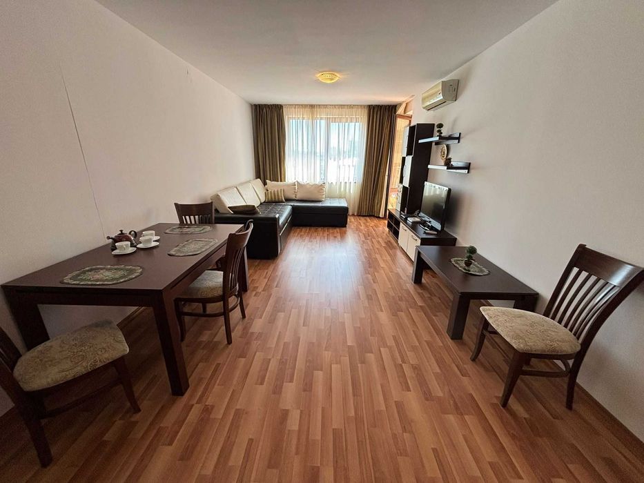 Обзаведен двустаен апартамент в к-с „Diamant Residence“