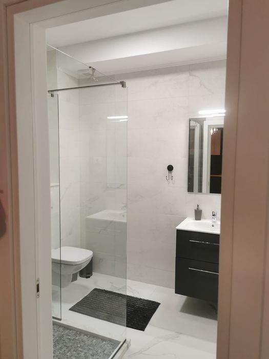 Vând apartament 2 camere Năvodari