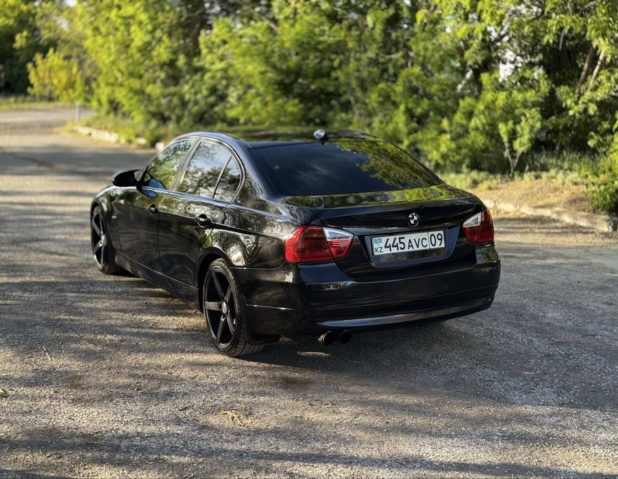 Продаю BMW E90!!!