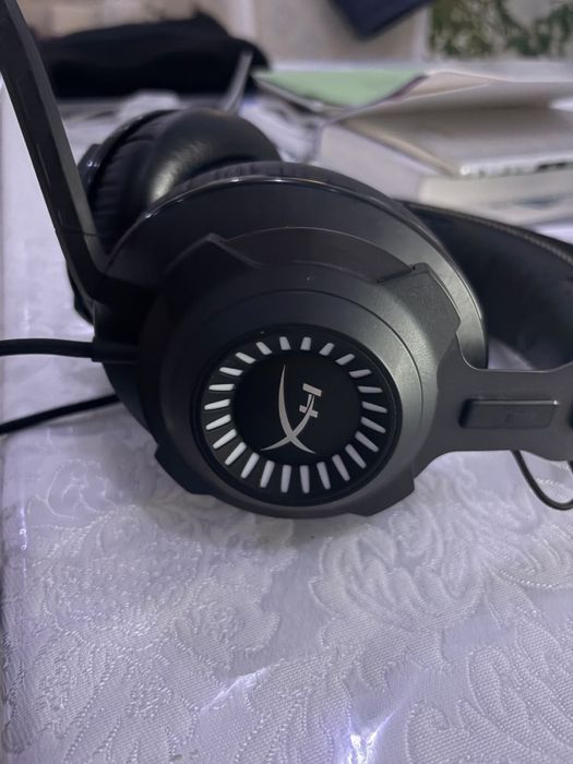 Продам наушники HyperX Cloud Revolver
