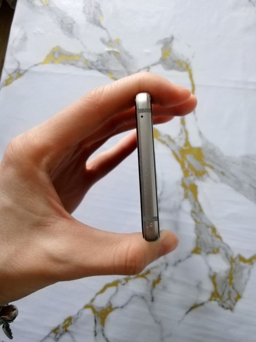 Самсунг А5 2016 года