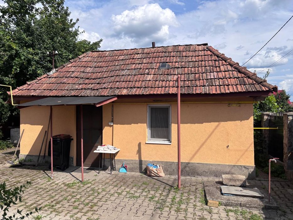 Casa in Chinari, 8 km de Tg Mures 90000 euro
