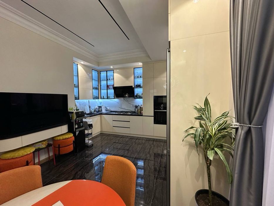 Дархан 176кв.м ЛЮКС Квартира Новостройка «Бон» кафе